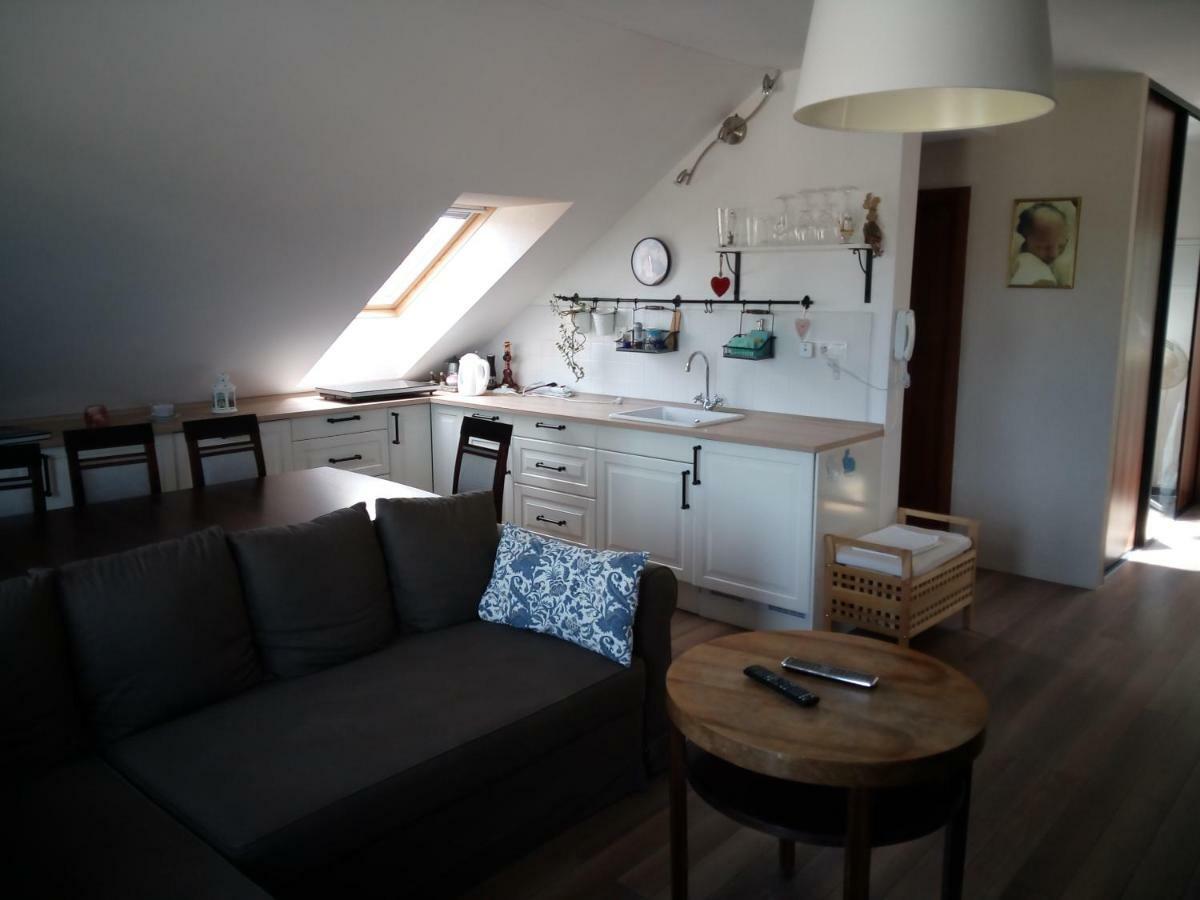 Walnut Apartment With Sauna And Pond Topoľčany Extérieur photo