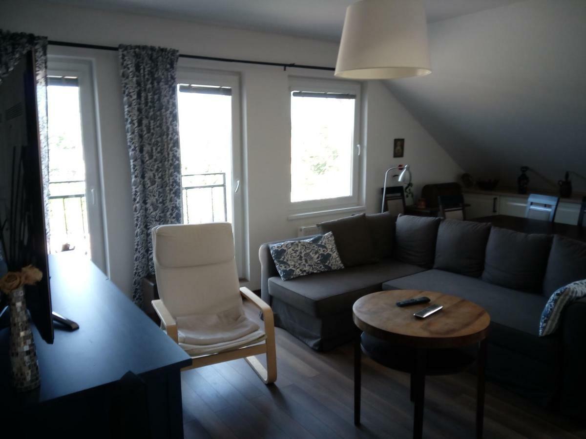 Walnut Apartment With Sauna And Pond Topoľčany Extérieur photo