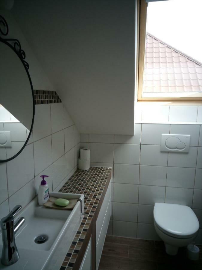 Walnut Apartment With Sauna And Pond Topoľčany Extérieur photo